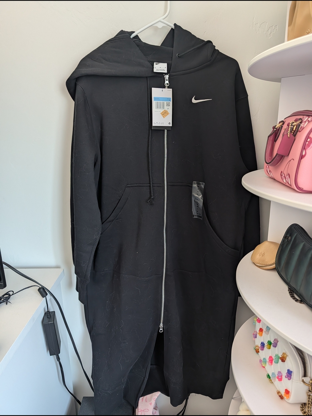 Nike Sportswear Phoenix Fleece
Women's Oversized Long Full-Zip Hoodie - Picture 2 of 3